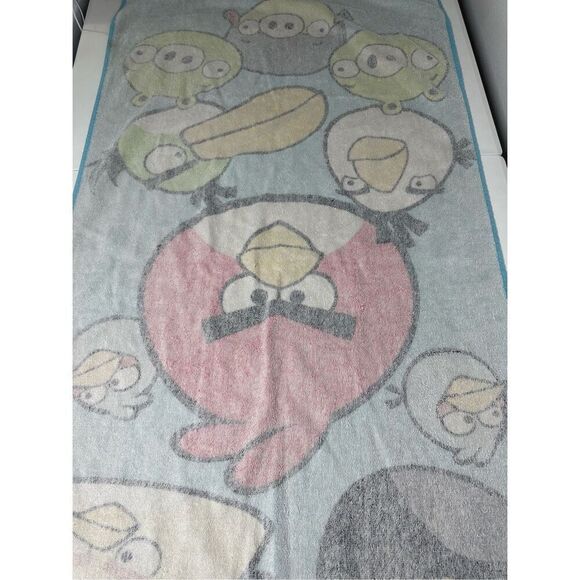 Rare Angry Birds Beach Buth Pigs Cotton Towel 51” X 26” Blue Yellow Green - Picture 10 of 11